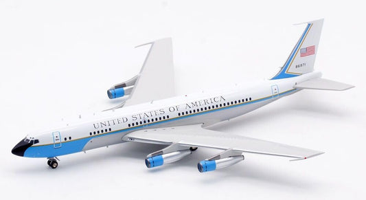 Inflight200 1:200 USA - Air Force Boeing VC-137A (707-153A) 58-6971 w/Stand